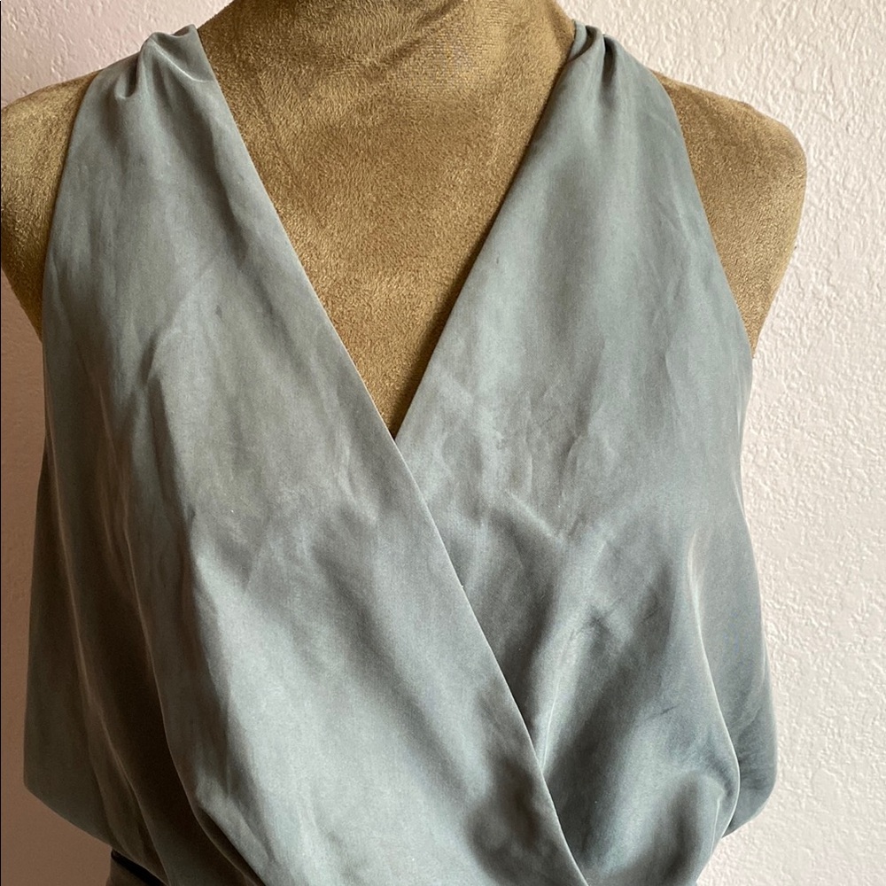 EXPRÉSS Elegant Gray Women's Jumpsuit - Picture 3 of 11
